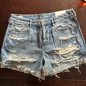 NWT American Eagle Tomgirl shorts size 14